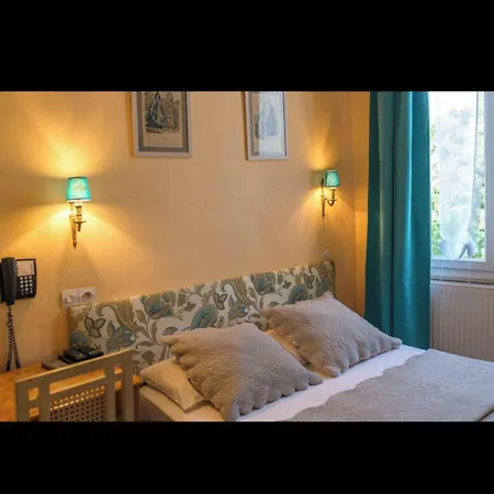 Hotel Du Parc 2*