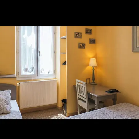 Du Parc 2*